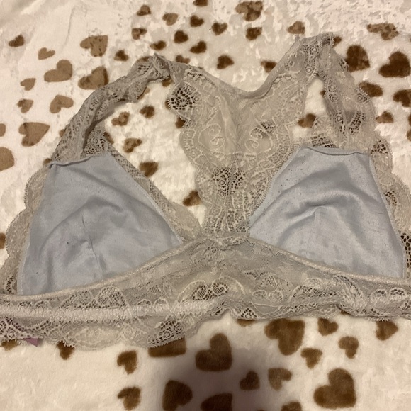 Bralette - Picture 2 of 3